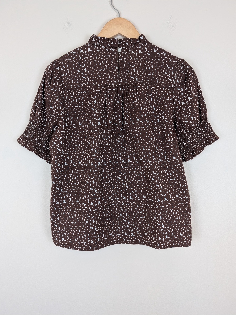 J Crew Smocked Cotton Poplin Puff Sleeve Top in Mocha Floral - Picture 7 of 9